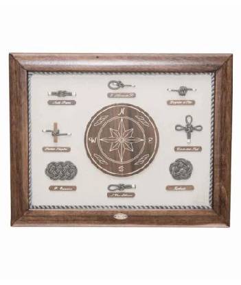 Framed Knot Décor