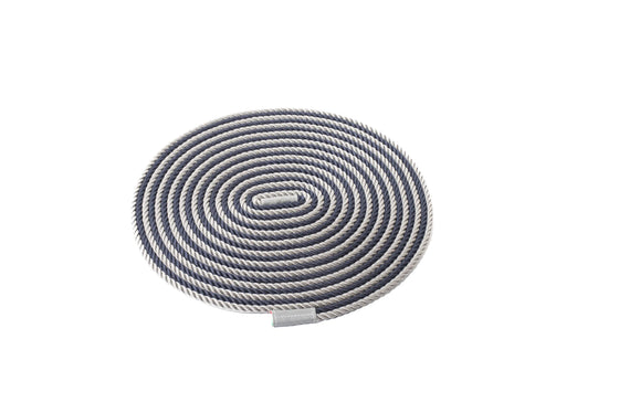 Two-tone rope placemat